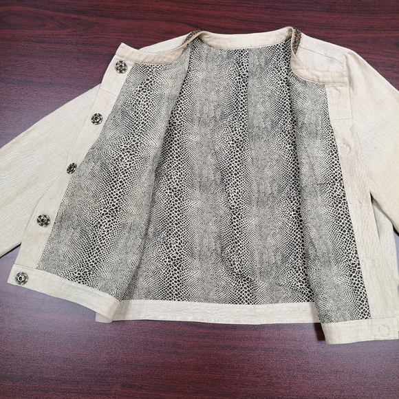 coat - Picture 7 of 7